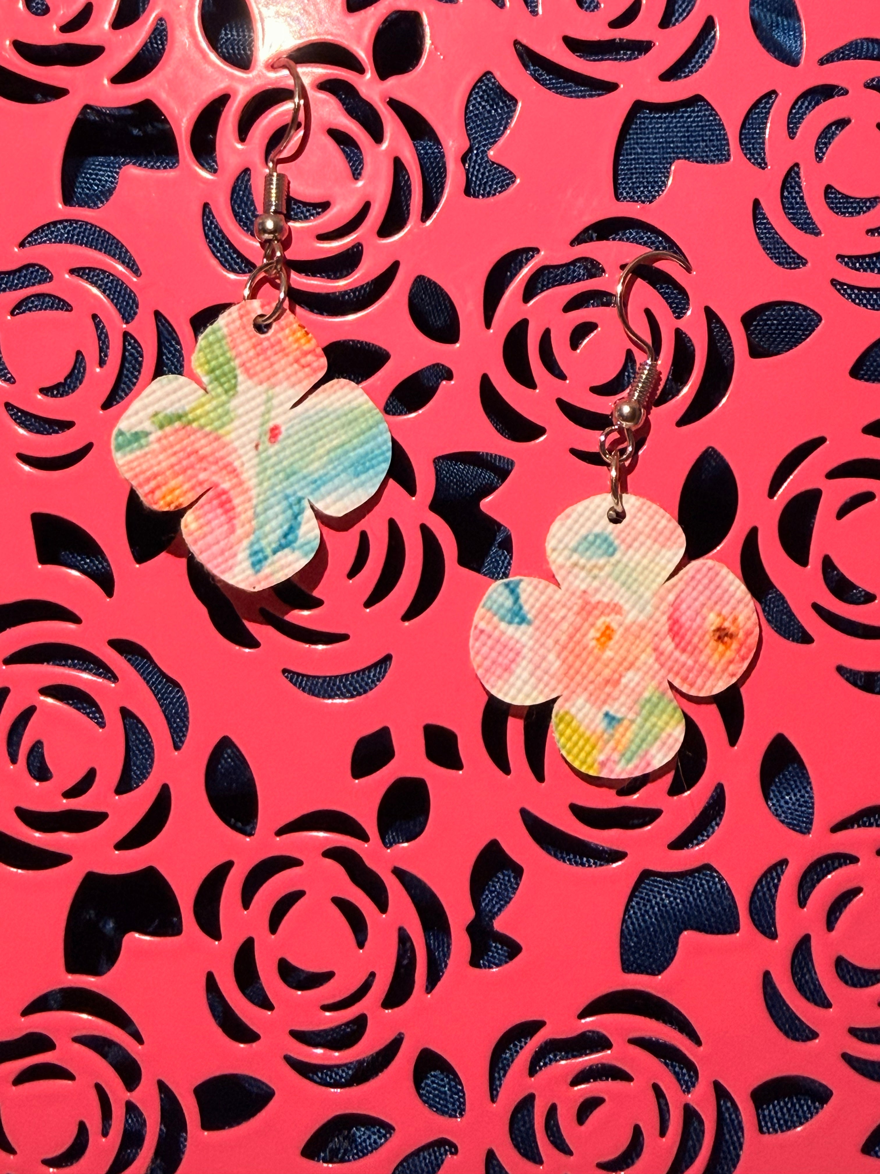 Pastel Floral Print Dangle Earrings in Flower Shape