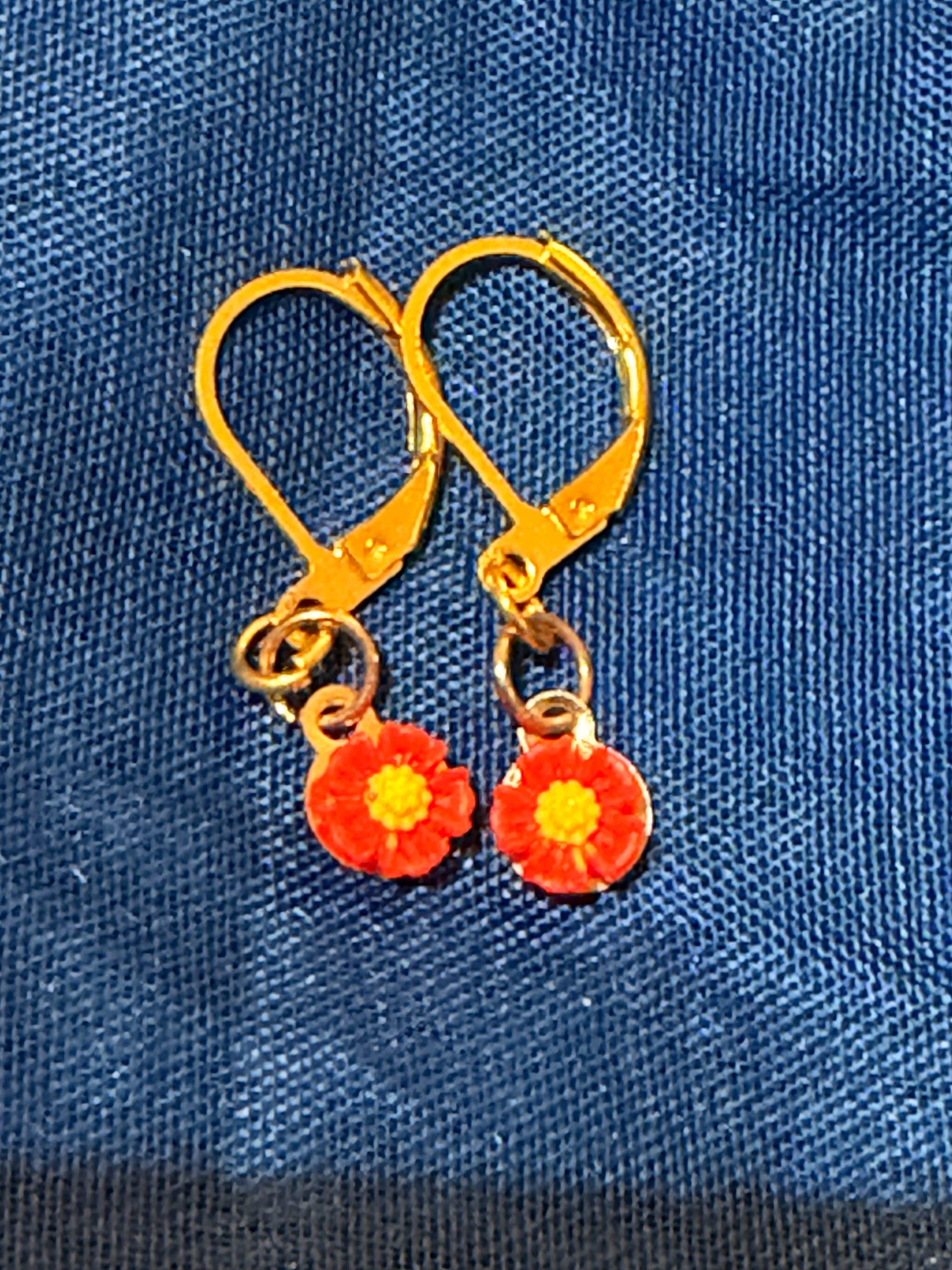 Daisy Dangle Earrings in Bright Red